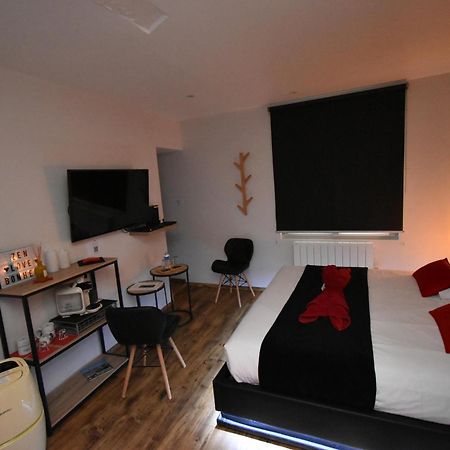 Spa Privatif Love Room, Le Hammam Et Bulles, Chez Nuits Chartraines Chartres Buitenkant foto